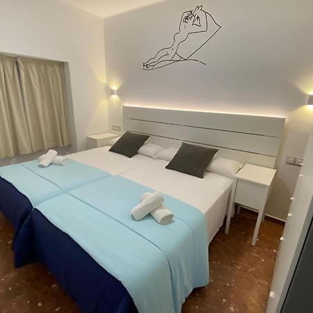 Marques De Guadiaro 1 Apartamentos มาลากา ภายนอก รูปภาพ