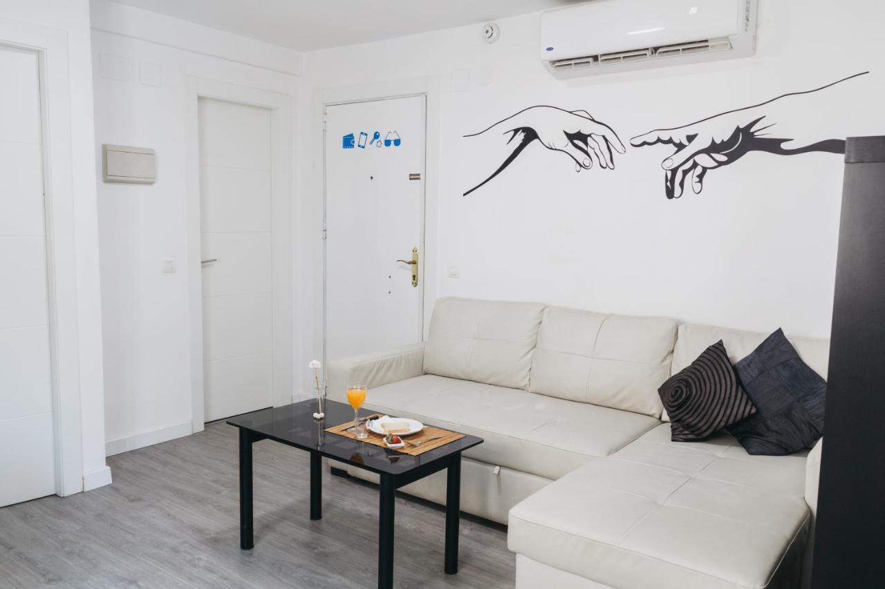 Marques De Guadiaro 1 Apartamentos มาลากา ภายนอก รูปภาพ