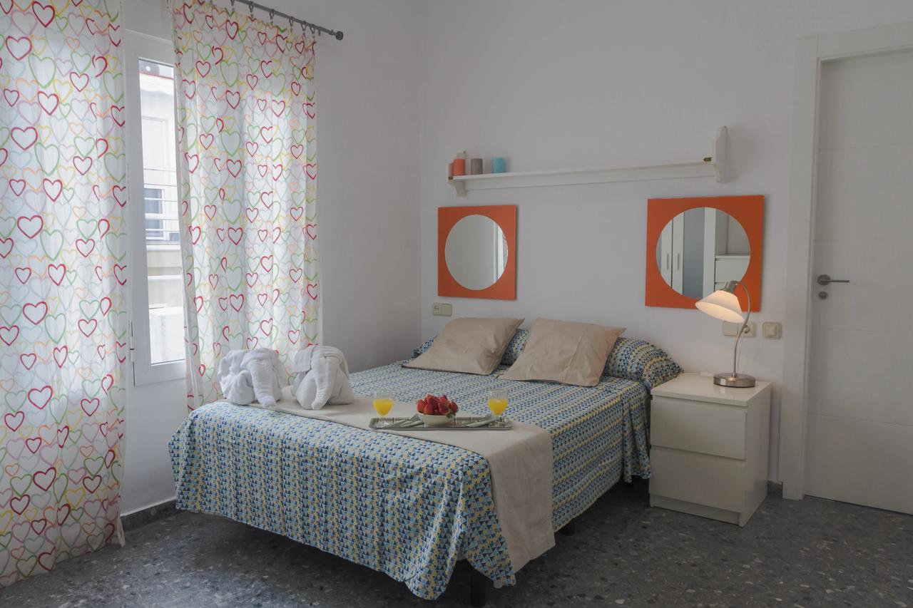 Marques De Guadiaro 1 Apartamentos มาลากา ภายนอก รูปภาพ